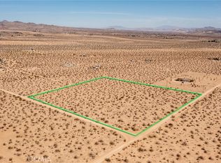 4444 Hilton Lanes End, Landers, CA 92285