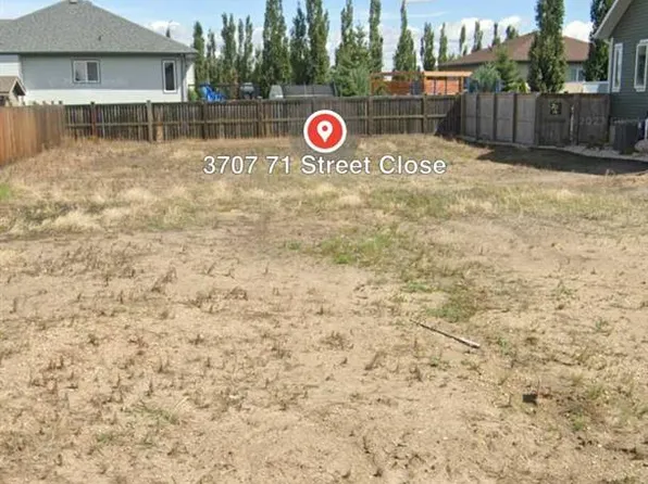 3701 71st St, Camrose, AB T4V 3S7