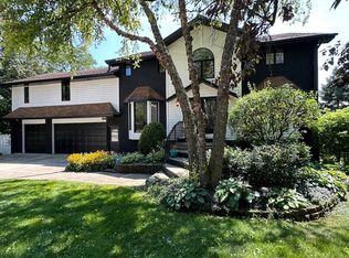 1901 Manning Rd, Darien, IL 60561