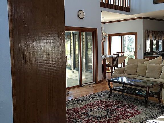 4th image of 104 Birkdale Ct