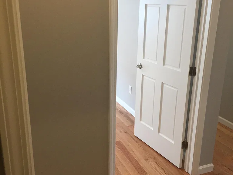 136 E 8th Ave #1 — Photo 2