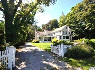 96 Old Field Rd, Setauket, NY 11733