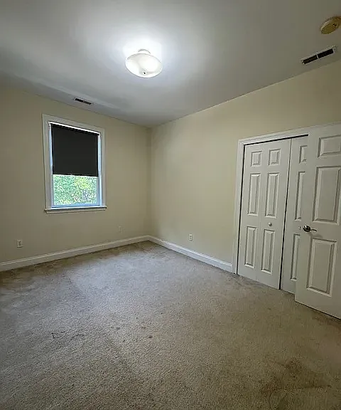 748 Moore Ave — Photo 24