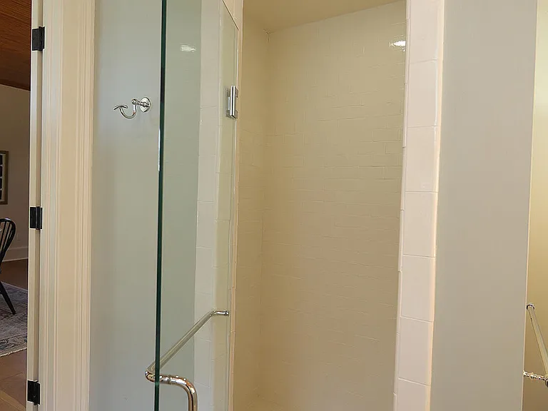1027 Vance St — Photo 19