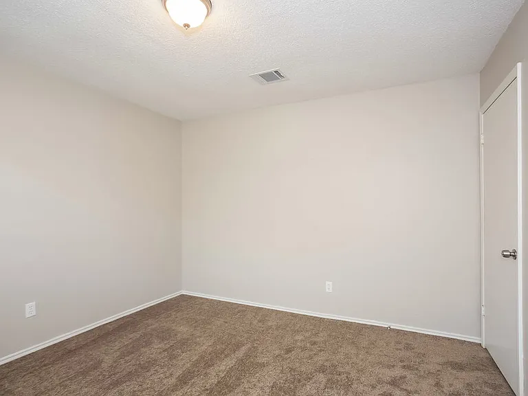 1817 Wren Dr — Photo 15