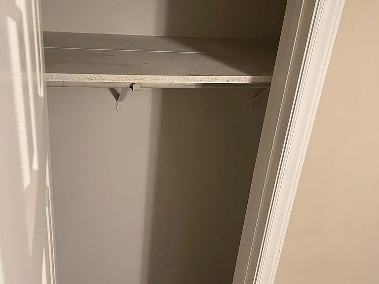 smallest bedroom closet