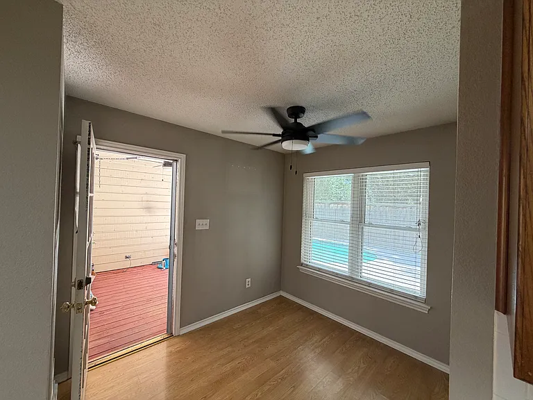 1805 Dunn St — Photo 26