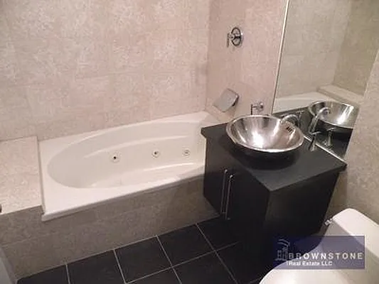 Rented by Brownstone Real Estate | media 9