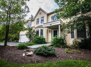 698 Cherrydale Dr, Lafayette Hill, PA 19444
