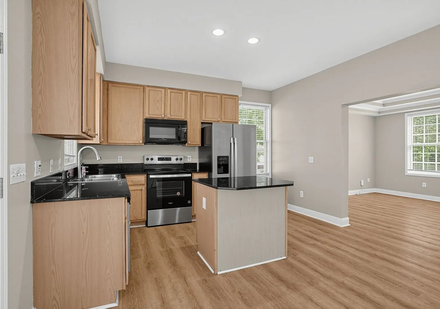 Old Fourth Ward 3BR/2.5BA Townhouse with Renovated Baths, Private Driveway and 2-Car Garage, $3,4... — Photo 4