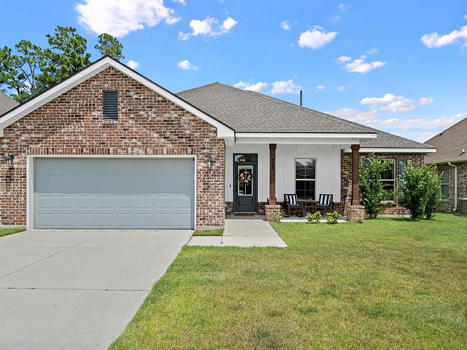 1st image of 965 Ruisseau Dr