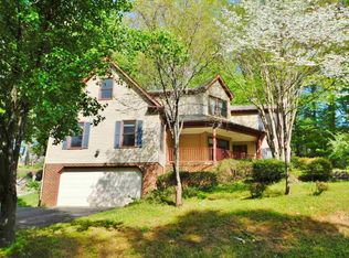 1791 Hearthglow Ln, Charlottesville, VA 22901