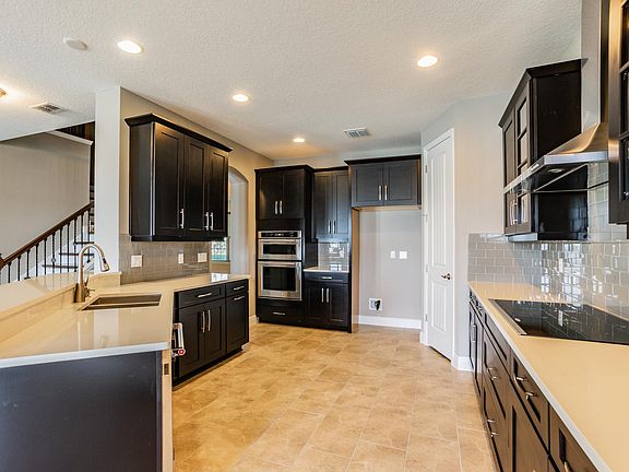 3rd image of 3241 Preserve Dr