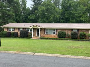 3659 Vicki Ln, Douglasville, GA 30135