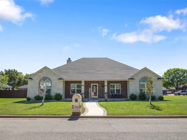 2702 Grey Fox Trl, Brownwood, TX 76801