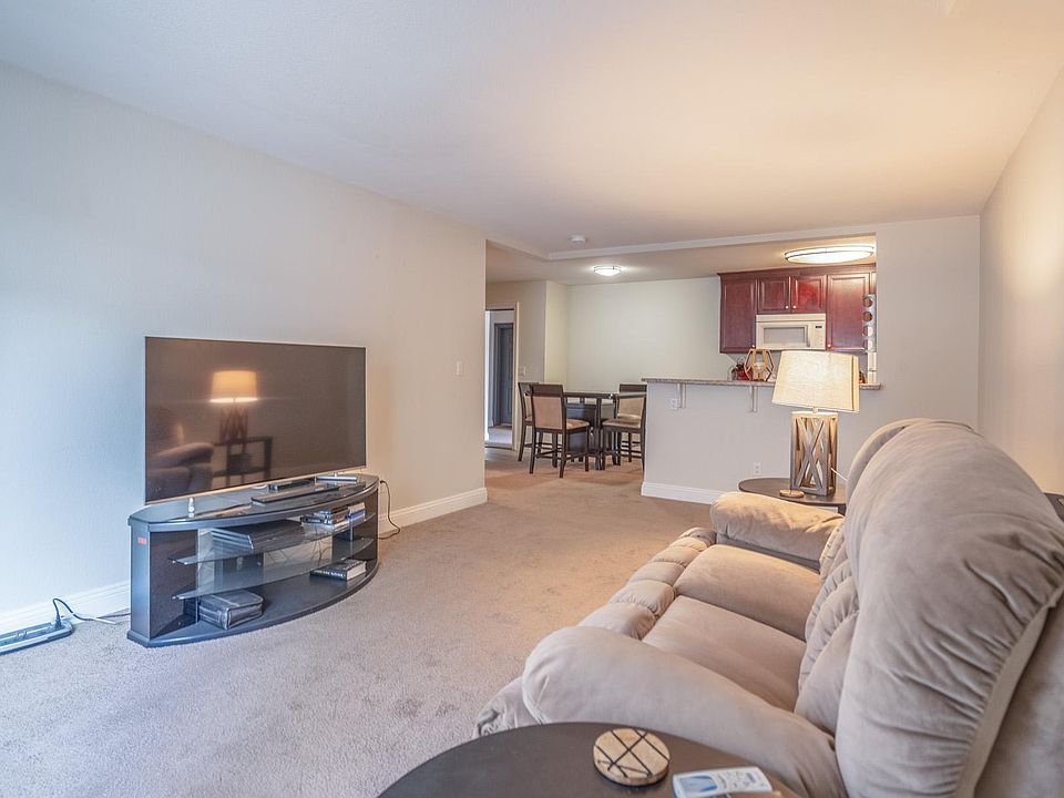 1st image of 1045 Peach Ave Unit 4