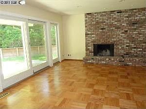 5th image of 336 Tharp Dr