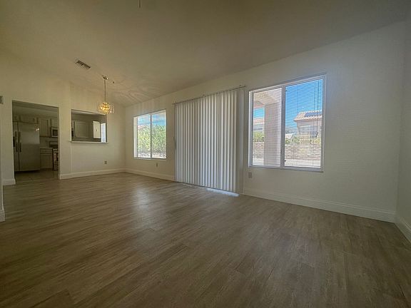 3rd image of 2637 Lotus Hill Dr