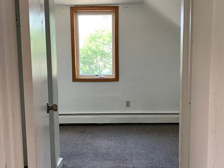 1120 Pine St — Photo 5