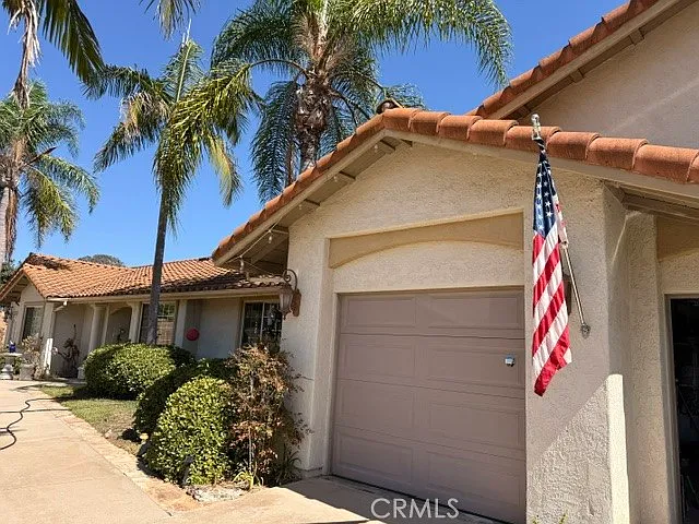 Studio, 593 sqft, $2,100 — Photo 1
