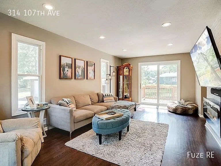 314 107th Ave NE — Photo 23