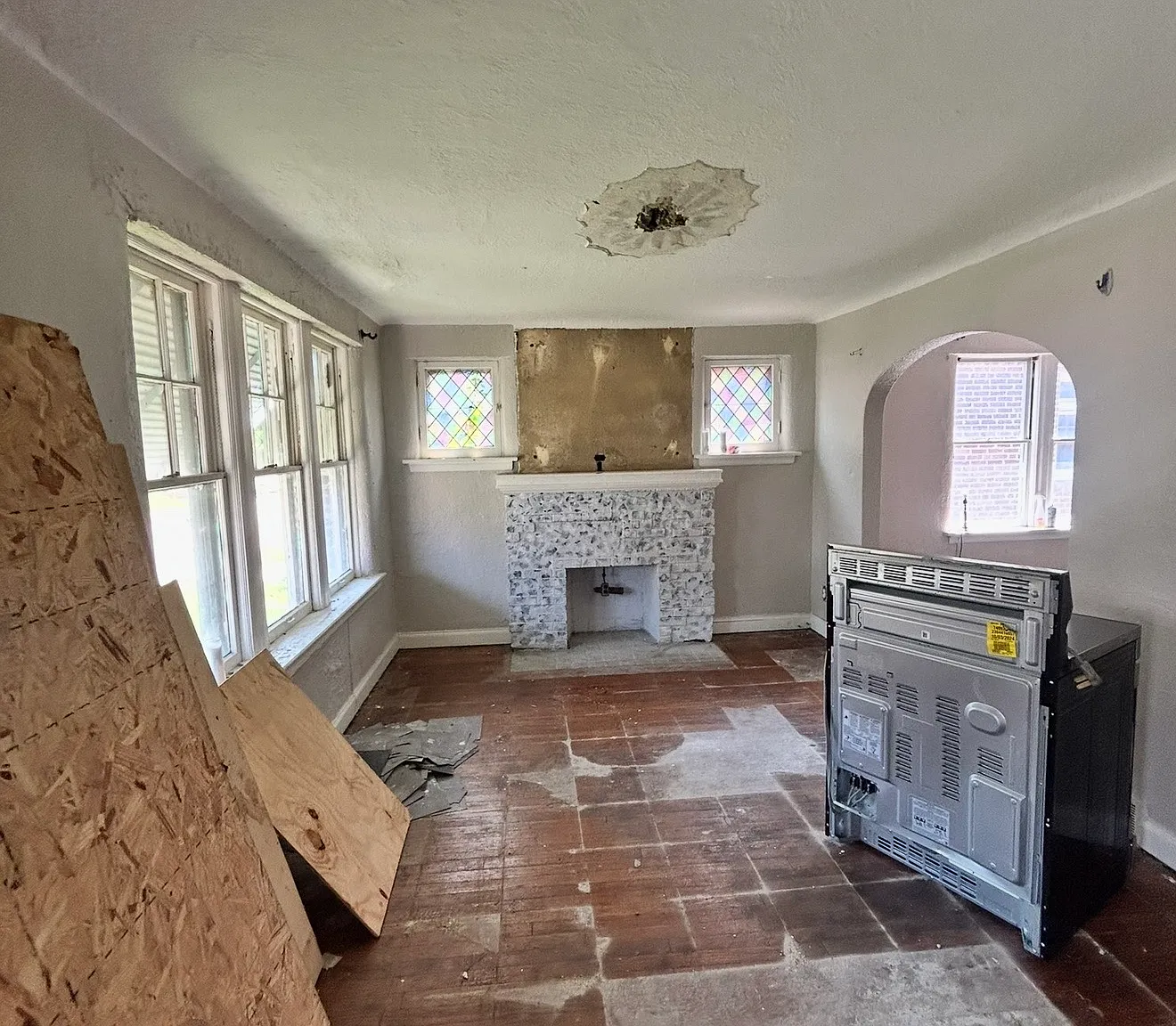 2 bed, 1008 sqft, $795 — Photo 2