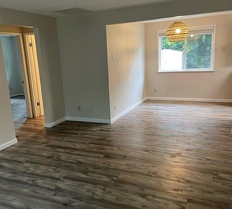 4th image of 11321 57th Street Ct E