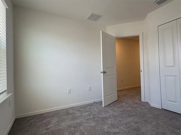 3879 Academia Ave — Photo 12