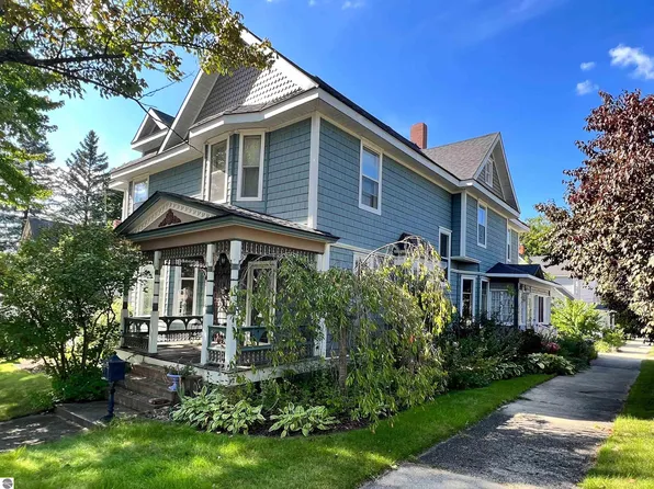 319 E Bremer St, Cadillac, MI 49601