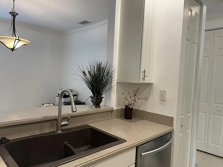 4229 E Main St — Photo 16