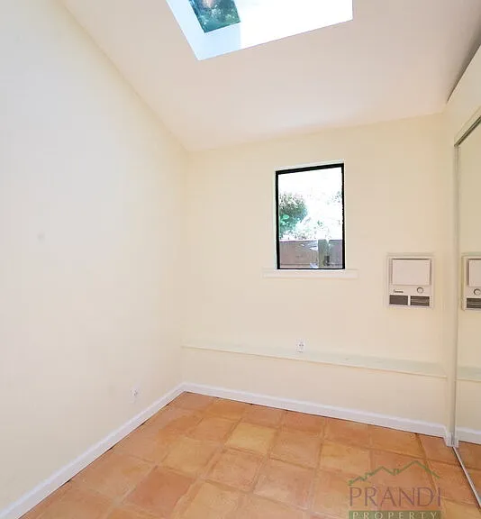 51 Aztec Ave — Photo 11