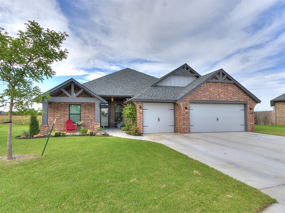 1st image of 16700 Isabella Ct