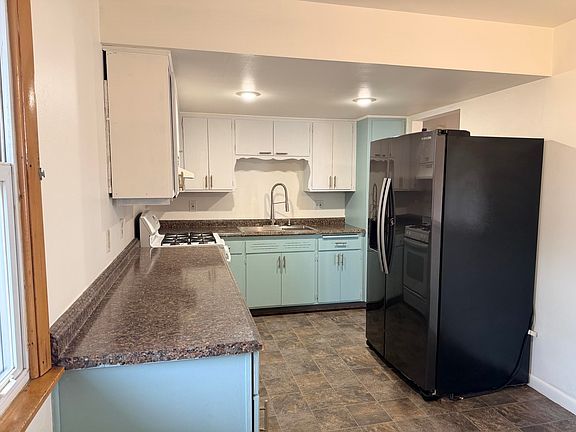 5th image of 7502 Buffalo Grove Rd