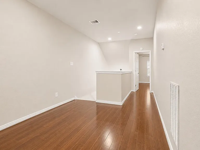 7 Umbria Ln — Photo 21