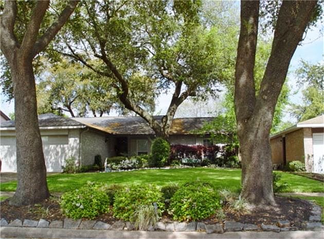 1st image of 7922 Lawn Wood Ln