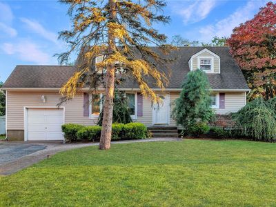 390 Clay Pitts Road, East Northport, NY, 11731