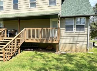 703 S 11th St, Ozark, MO 65721