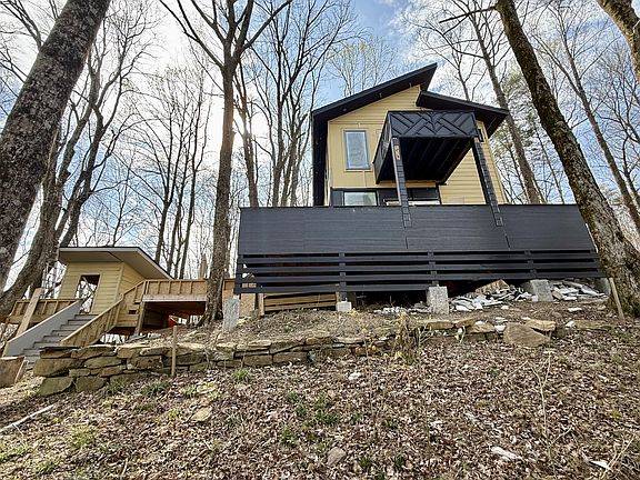 2nd image of 3174 Gap Rd