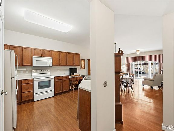 5th image of 1507 S Old Highway 94 APT 104