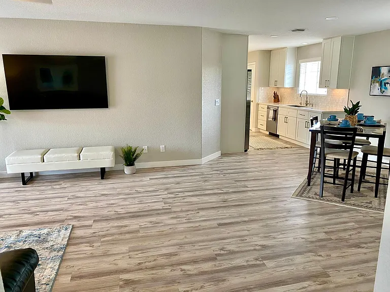 3757 Hollister Dr — Photo 35