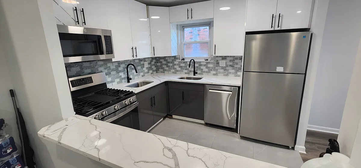 Building Photo - 10845 Rennard St #2