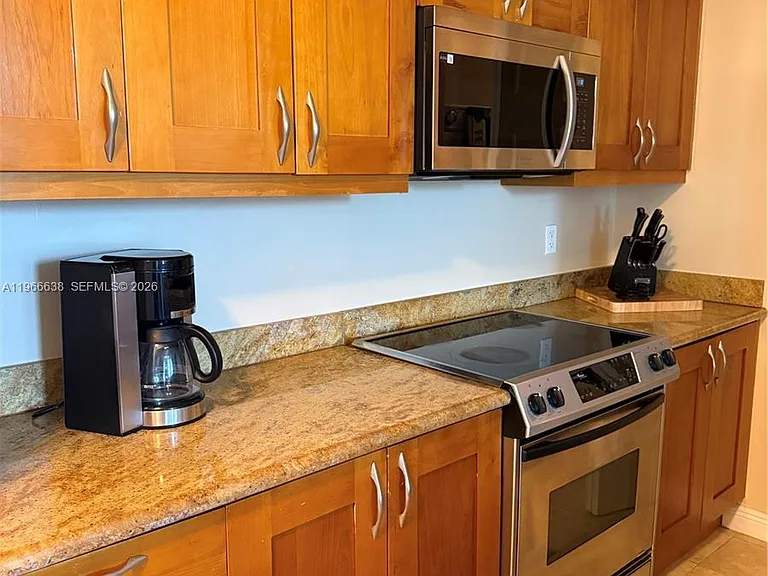 1755 Hallandale Beach Blvd #2505E — Photo 12