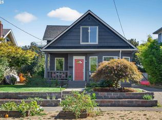 1544 SE Bidwell St, Portland, OR 97202