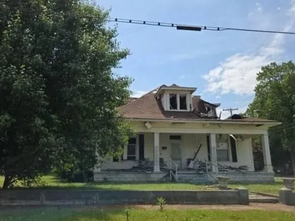111 2nd Ave, Mount Pleasant, TN 38474
