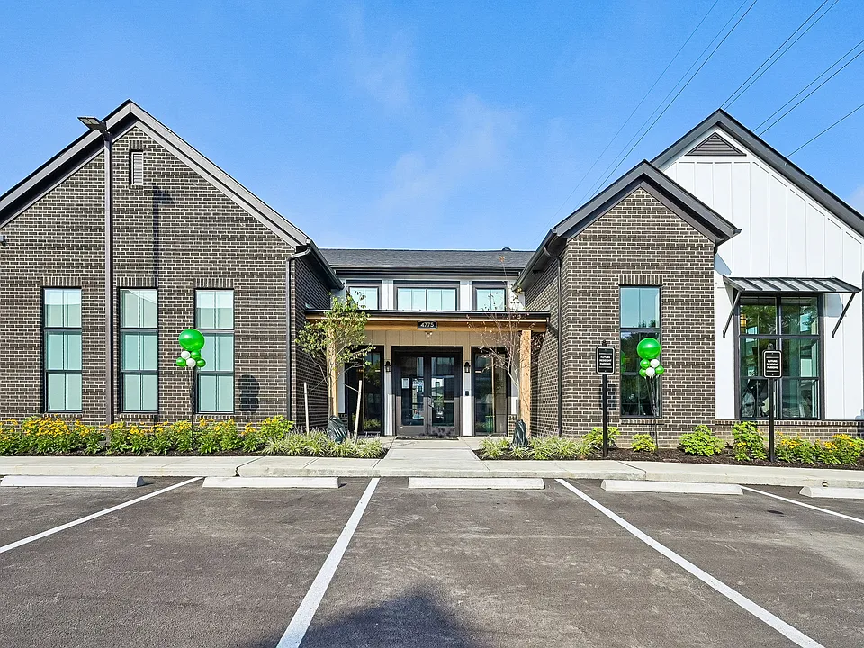 Building Photo 2