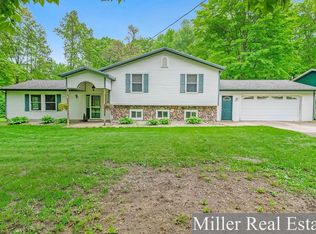 90 S Airport Rd, Hastings, MI 49058