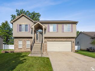 4055 Stone Post Rd, Newport, MI 48166