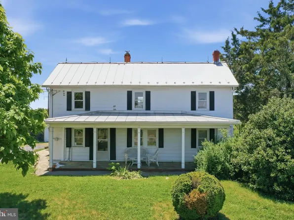 1604 Double Church Rd, Stephens City, VA 22655
