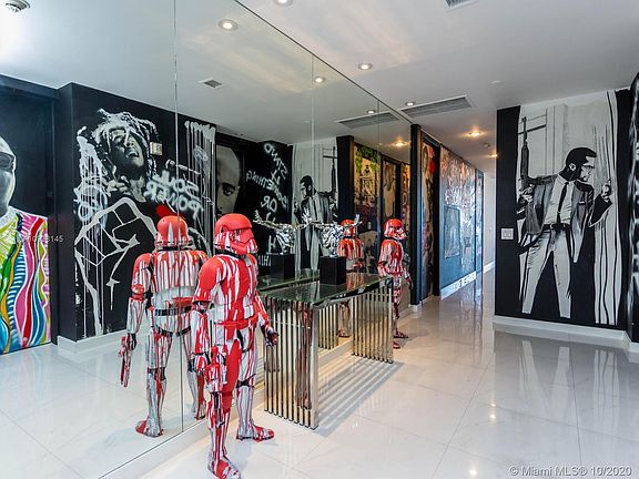 4th image of 1100 E Biscayne Blvd #3004
