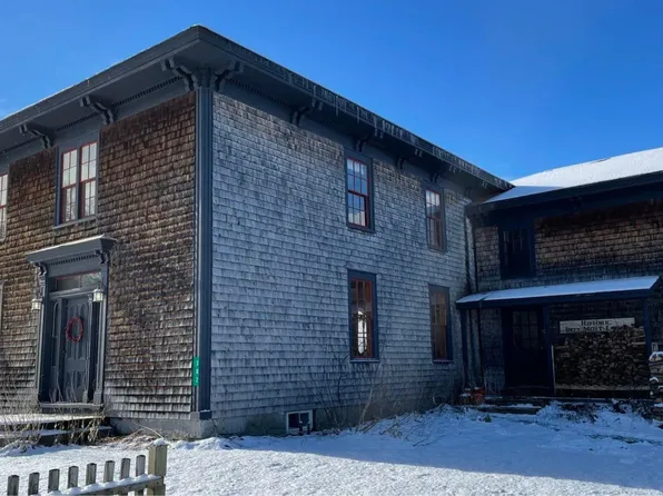 382 South Main Street, Alburgh, VT 05440